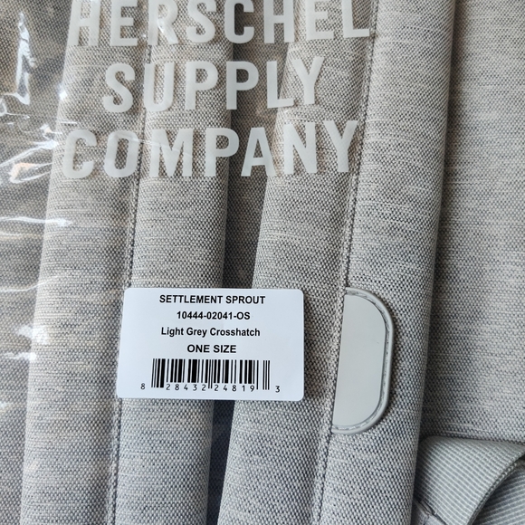 Herschel Settlement Sprout Diaper Bag - Light Grey Crosshatch - Picture 8 of 9